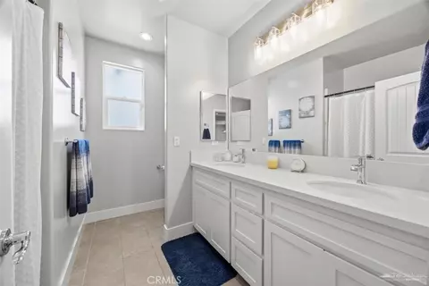 Entry Way - 410 Rosehaven, Tehachapi, CA 93561 photo 7 of 10