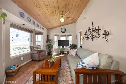 Living - 28360 Burning Tree Dr, Tehachapi, CA 93561 photo 6 of 6