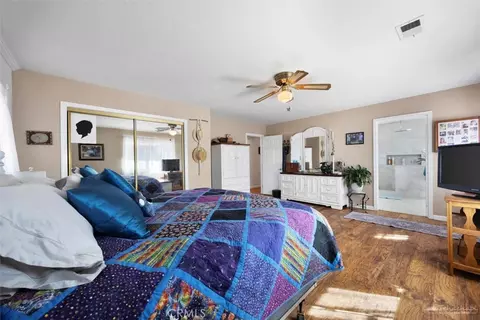 Bedroom - 28360 Burning Tree Dr, Tehachapi, CA 93561 photo 1 of 1