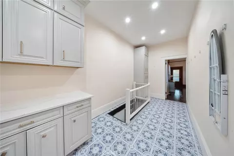 Entry Way - 700 N Irwin, Hanford, CA 93230 photo 8 of 15