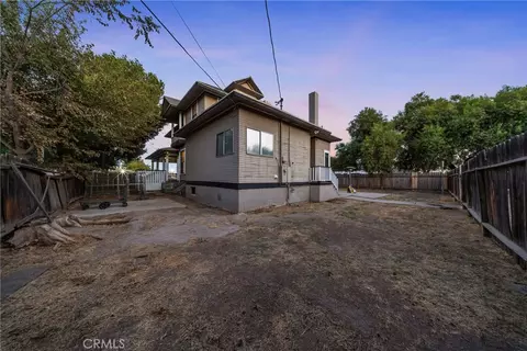 Exterior - 700 N Irwin, Hanford, CA 93230 photo 11 of 12
