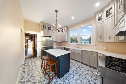 Kitchen - 700 N Irwin, Hanford, CA 93230 photo 2 of 4