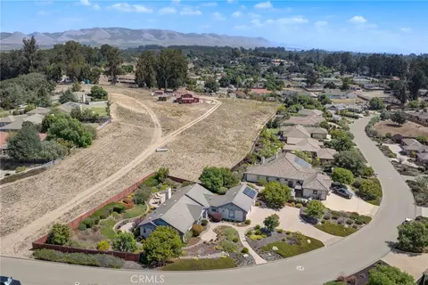 View/Area - 833 Via Seco, Nipomo, CA 93444 photo 2 of 10