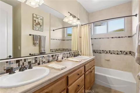Bath - 833 Via Seco, Nipomo, CA 93444 photo 2 of 2