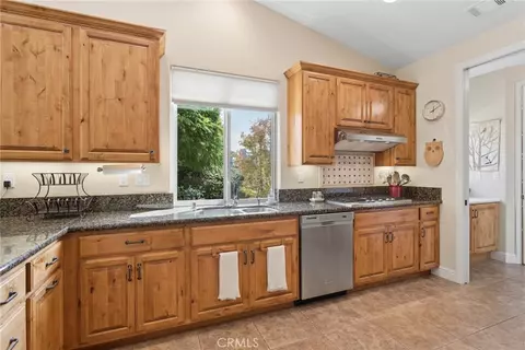 Kitchen - 833 Via Seco, Nipomo, CA 93444 photo 3 of 6