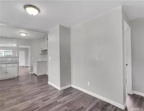 Entry Way - 3137 E Townsend, Fresno, CA 93702 photo 3 of 5