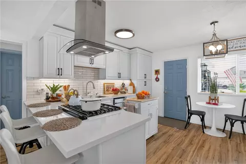 Kitchen - 1590 Manhattan, Grover Beach, CA 93433 photo 3 of 5