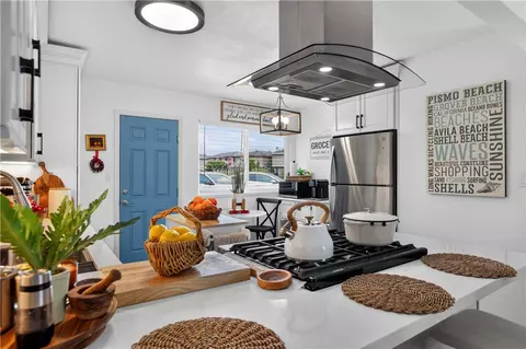 Kitchen - 1590 Manhattan, Grover Beach, CA 93433 photo 5 of 5