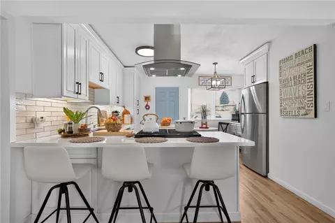 Kitchen - 1590 Manhattan, Grover Beach, CA 93433 photo 4 of 5