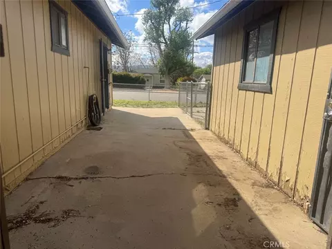 Exterior - 229 W D, Tehachapi, CA 93561 photo 11 of 11