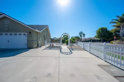 Exterior - 895 Naples St, Grover Beach, CA 93433 photo 3 of 15