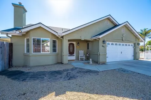 Exterior - 895 Naples St, Grover Beach, CA 93433 photo 4 of 15