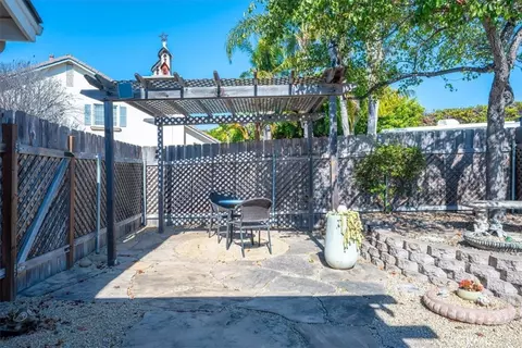 Exterior - 895 Naples St, Grover Beach, CA 93433 photo 7 of 15