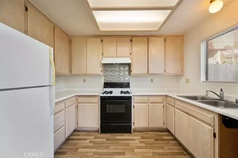 Kitchen - 72 Village Cir, Lompoc, CA 93436 photo 1 of 2