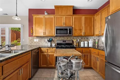 Kitchen - 878 Chata, Nipomo, CA 93444 photo 1 of 4