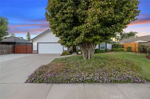 Exterior - 2632 E Paradise, Visalia, CA 93292 photo 13 of 22