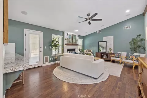Living - 2632 E Paradise, Visalia, CA 93292 photo 3 of 3
