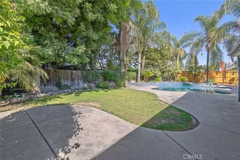 Exterior - 2632 E Paradise, Visalia, CA 93292 photo 5 of 22