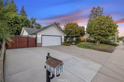 Exterior - 2632 E Paradise, Visalia, CA 93292 photo 14 of 22