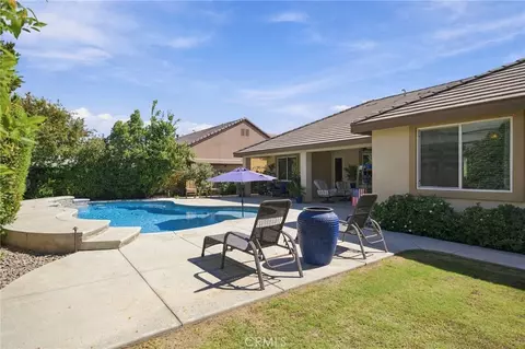 Exterior - 14524 Blue Strm, Bakersfield, CA 93314 photo 13 of 14