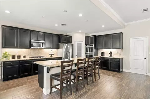 Kitchen - 14524 Blue Strm, Bakersfield, CA 93314 photo 1 of 6