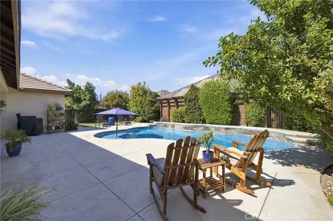 Exterior - 14524 Blue Strm, Bakersfield, CA 93314 photo 9 of 14