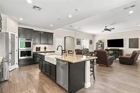 Kitchen - 14524 Blue Strm, Bakersfield, CA 93314 photo 6 of 6
