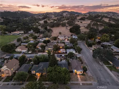 View/Area - 1935 Vine St, Paso Robles, CA 93446 photo 2 of 3
