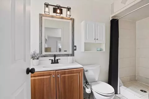 Bath - 196 Kent, Nipomo, CA 93444 photo 1 of 2