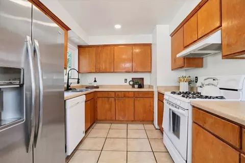 Kitchen - 196 Kent, Nipomo, CA 93444 photo 2 of 4