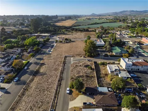 271 W Dana, Nipomo, CA 93444 photo 10