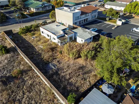 271 W Dana, Nipomo, CA 93444 photo 2