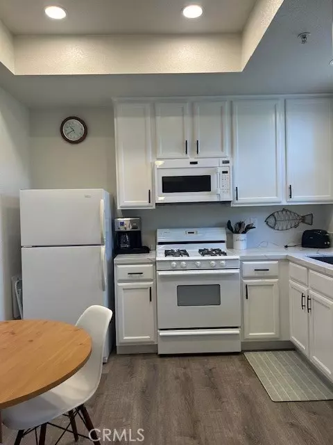 Kitchen - 444 Pier Ave #46, Oceano, CA 93445 photo 4 of 4