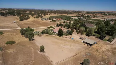 5660 Loma Real, Paso Robles, CA 93446 photo 1