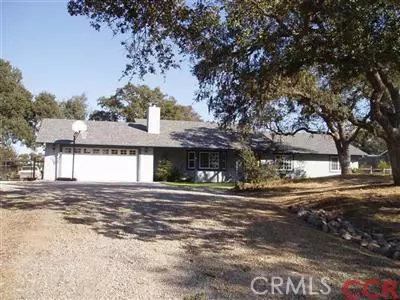 5717 Loma Verde Dr, Paso Robles, CA 93446 photo 1