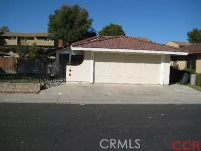 225 Honeysuckle, Paso Robles, CA 93446 photo 1
