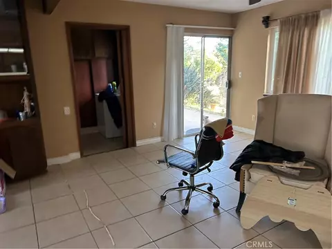 Living - 4644 La Canada Rd, Fallbrook, CA 92028 photo 1 of 3