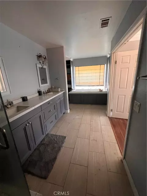 Bath - 24638 Pappas Rd, Ramona, CA 92065 photo 3 of 4