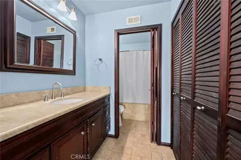 Bath - 44667 Clover, Temecula, CA 92592 photo 1 of 2