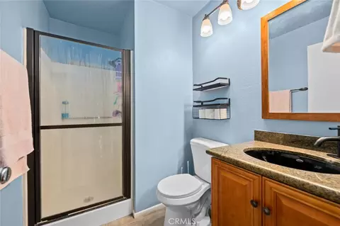 Bath - 44667 Clover, Temecula, CA 92592 photo 2 of 2