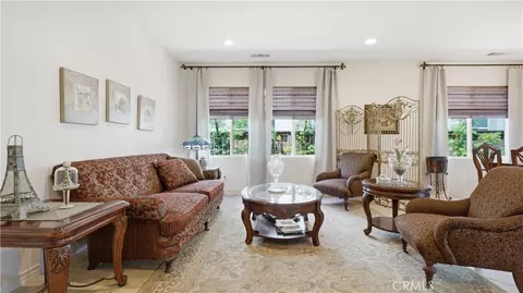 Entry Way - 17076 First Lgt, Riverside, CA 92503 photo 3 of 8