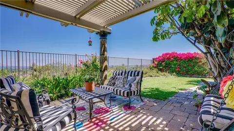 Exterior - 17076 First Lgt, Riverside, CA 92503 photo 6 of 13