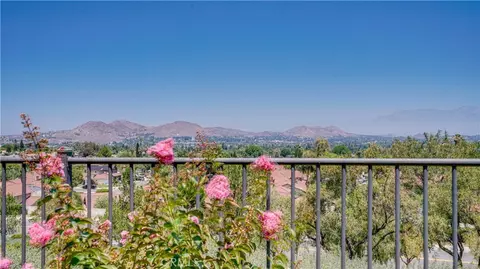 View/Area - 17076 First Lgt, Riverside, CA 92503 photo 1 of 4