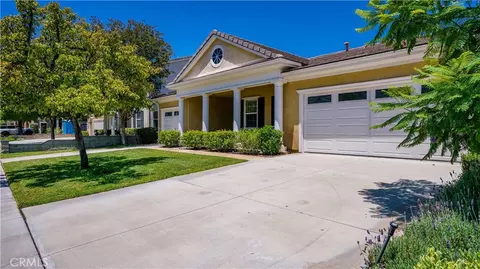 Exterior - 17076 First Lgt, Riverside, CA 92503 photo 2 of 13
