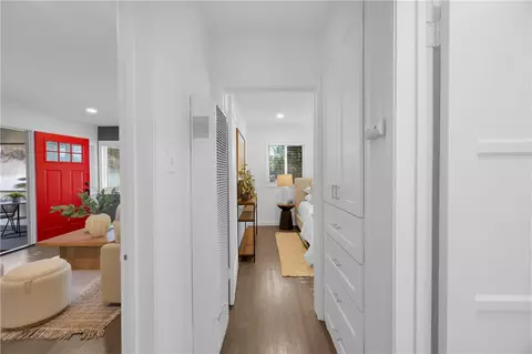Entry Way - 101 E 35th, Long Beach, CA 90807 photo 2 of 2