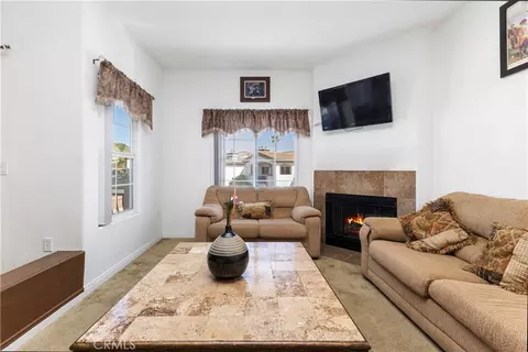 Living - 2716 Lake Pointe Dr #226, Spring Valley, CA 91977 photo 3 of 5
