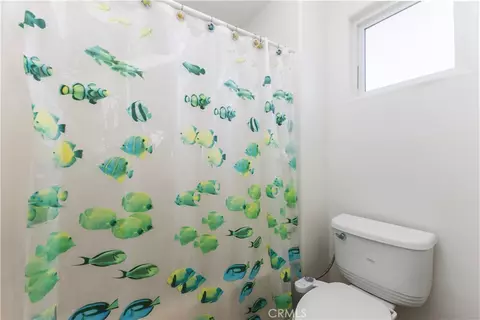 Bath - 2716 Lake Pointe Dr #226, Spring Valley, CA 91977 photo 4 of 4
