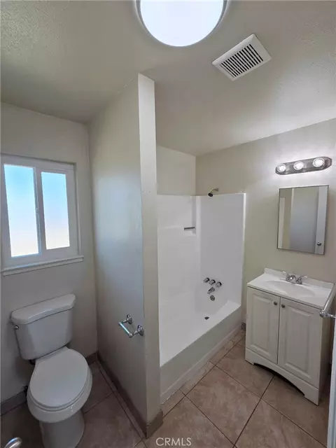 Bath - 822 Walnut, Gustine, CA 95322 photo 1 of 1