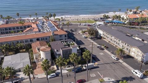 175 Pine Avenue Penthouse Carlsbad Ca 908 43 Photos Mls Ptp Movoto