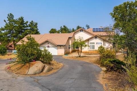 2104 Charles Dewitt Way, Alpine, CA 91901 photo 1